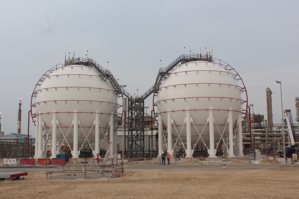 DUGAS Pressurised Propane Spheres — photo 1